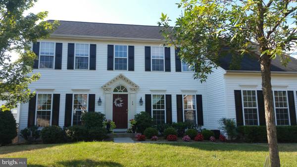 40 POTTERFIELD DR, Lovettsville, VA 20180