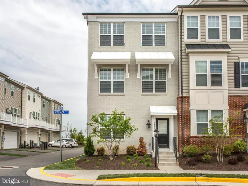 43910 AVENZA TER, Chantilly, VA 20152