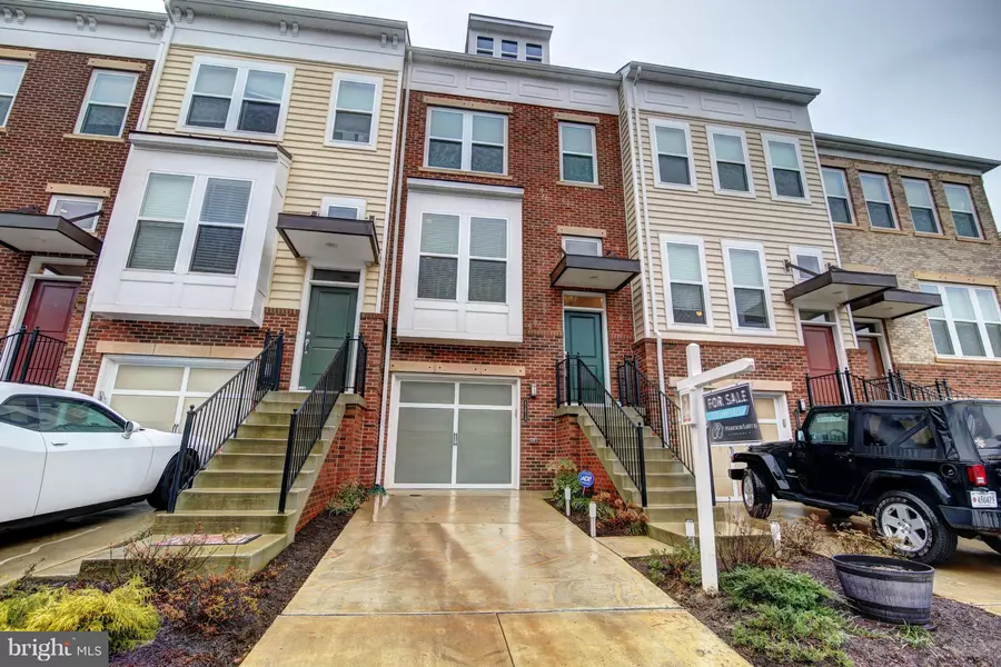 42639 NEW DAWN TER, Ashburn, VA 20148