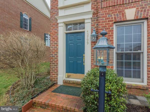 43799 WATER BAY TER, Leesburg, VA 20176