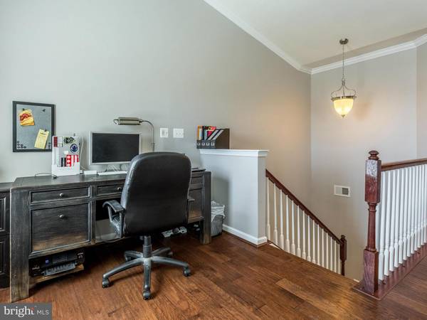 Sterling, VA 20166,24600 JOHNSON OAK TER