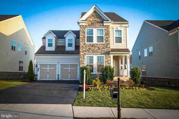 42616 WILLOW BEND DR, Ashburn, VA 20148