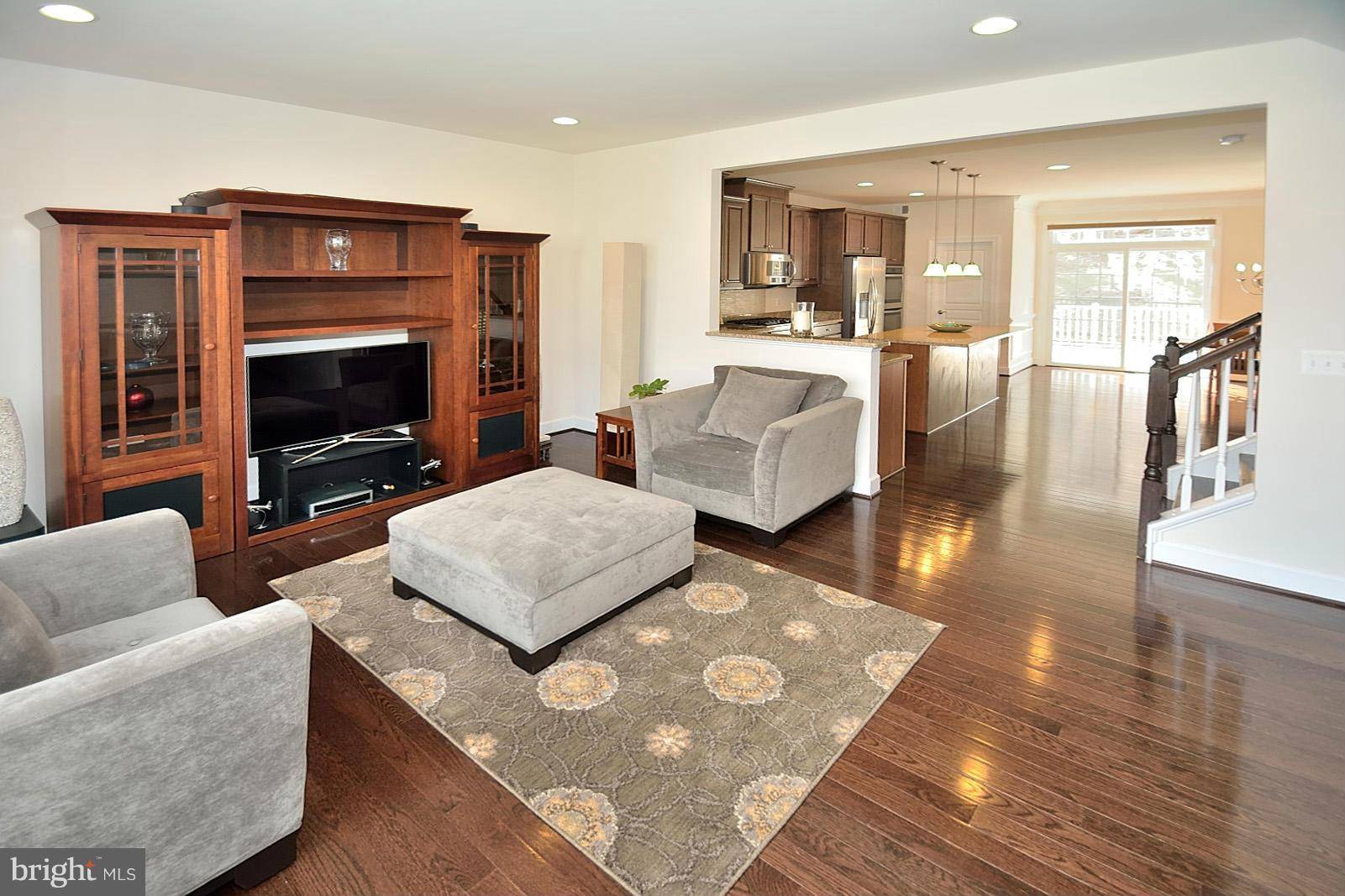 Sterling, VA 20165,20266 CENTER BROOK SQ