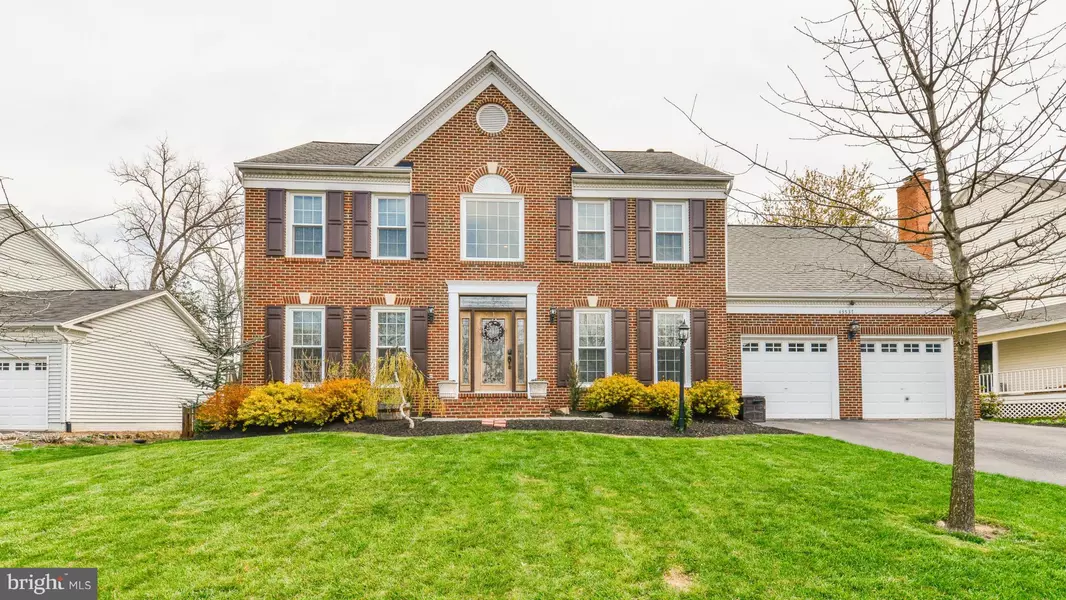 43537 GOLDEN MEADOW CIR, Ashburn, VA 20147