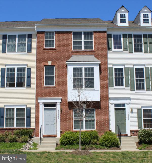 42826 NATIONS ST, Chantilly, VA 20152