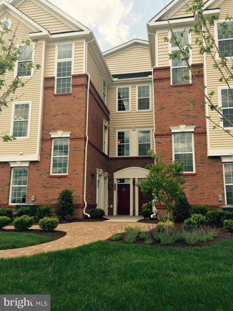 43031 FOXTRAIL WOODS TER #116, Ashburn, VA 20148