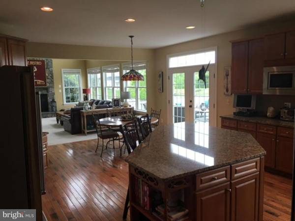 Ashburn, VA 20148,22948 GREEN TEAL CT