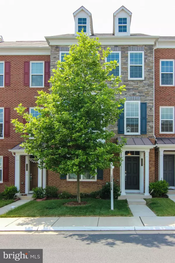 25497 AMBER GATE TER, Chantilly, VA 20152