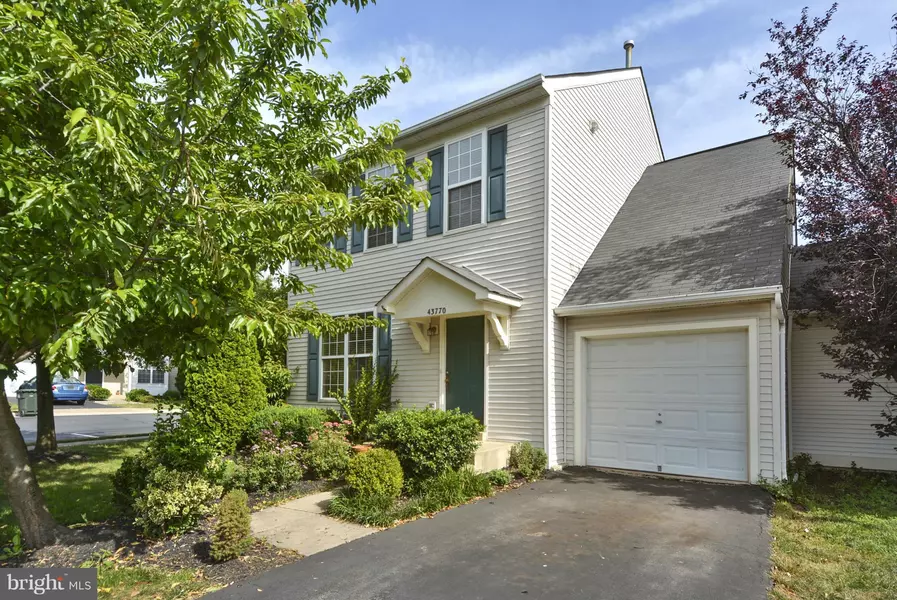 43770 TRAJANS COLUMN TER, Ashburn, VA 20148