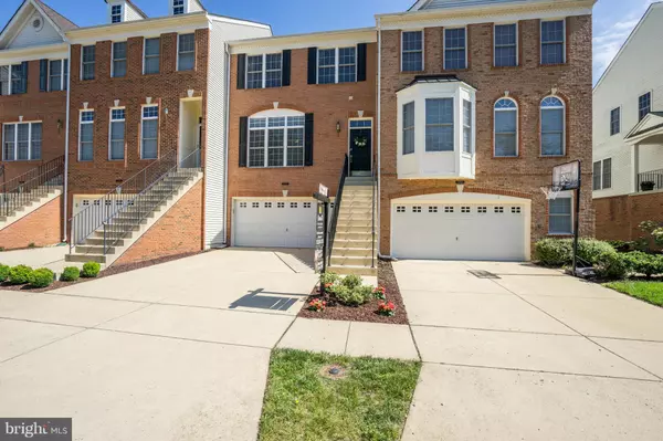 25808 KIRKWOOD SQ, Chantilly, VA 20152