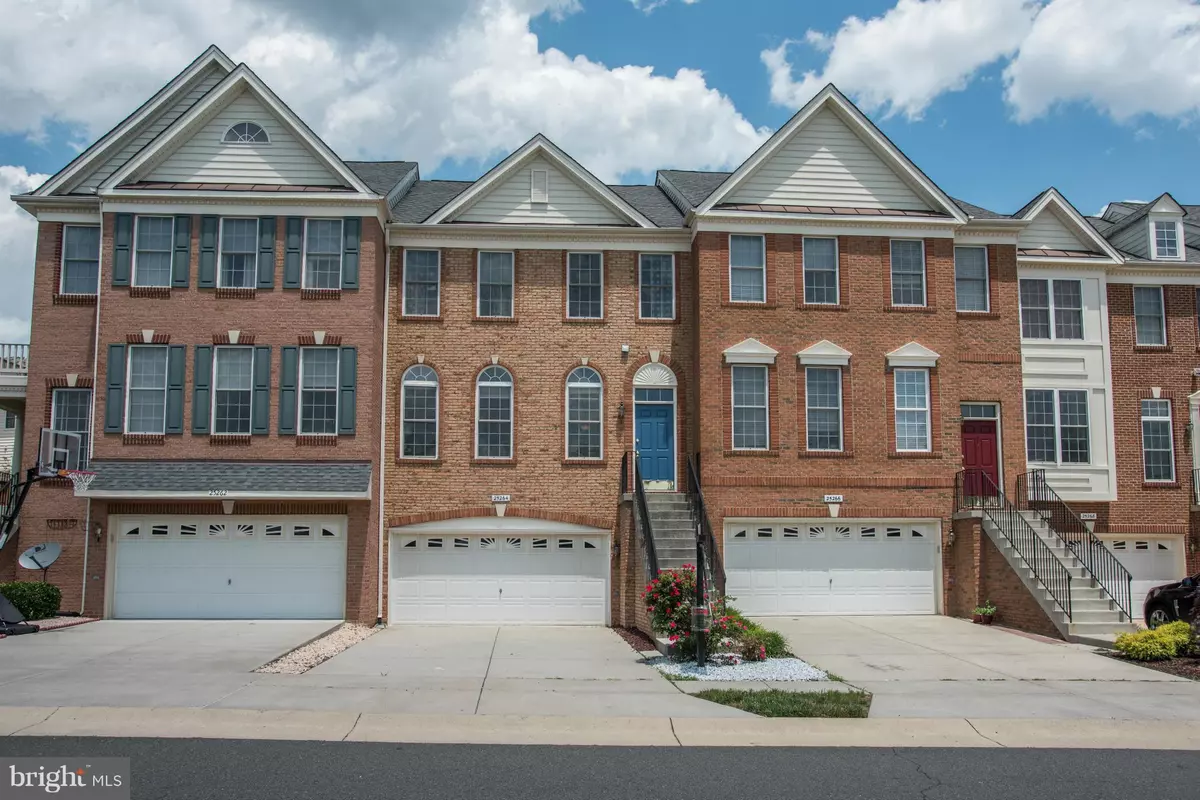 Chantilly, VA 20152,25264 WHIPPOORWILL TER