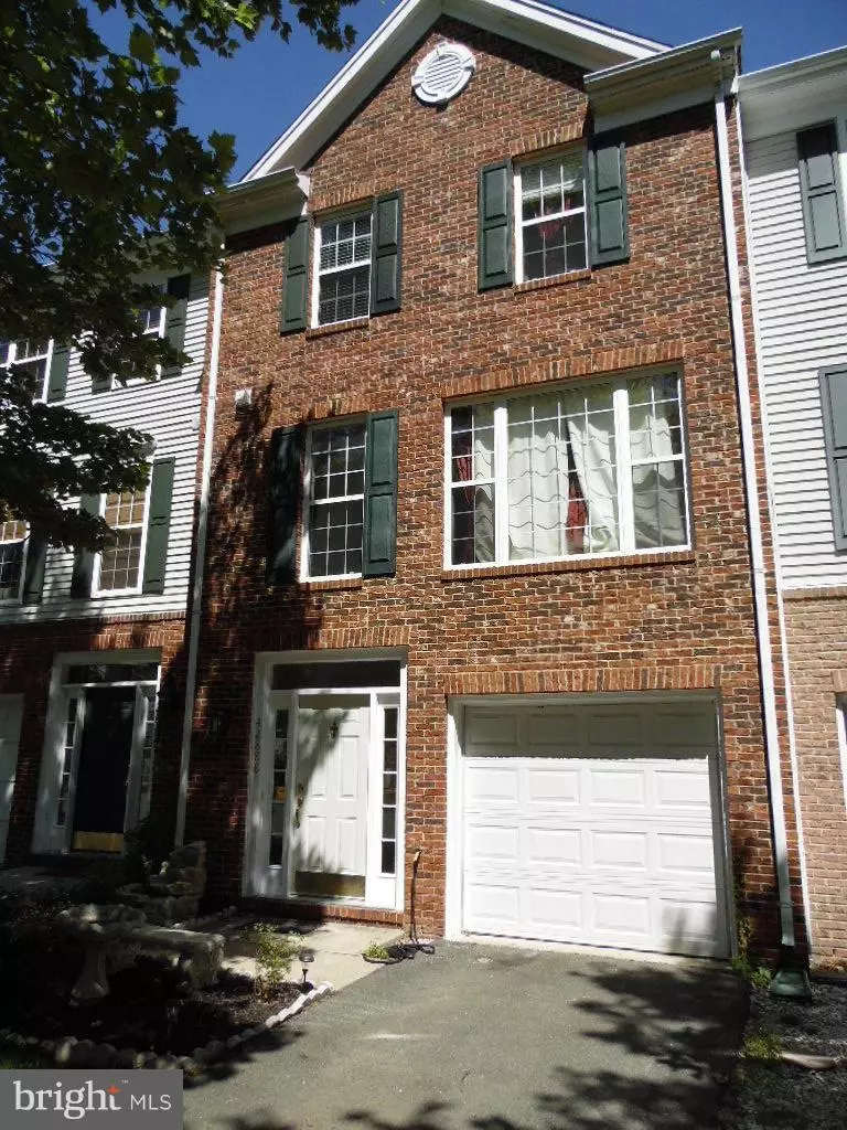 Chantilly, VA 20152,42888 GOLF VIEW DR