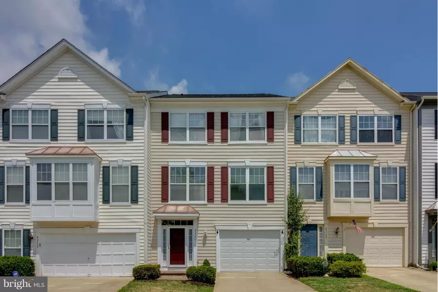 43786 GROVEMONT TER, Ashburn, VA 20147