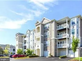 512 SUNSET VIEW TER SE #206, Leesburg, VA 20175