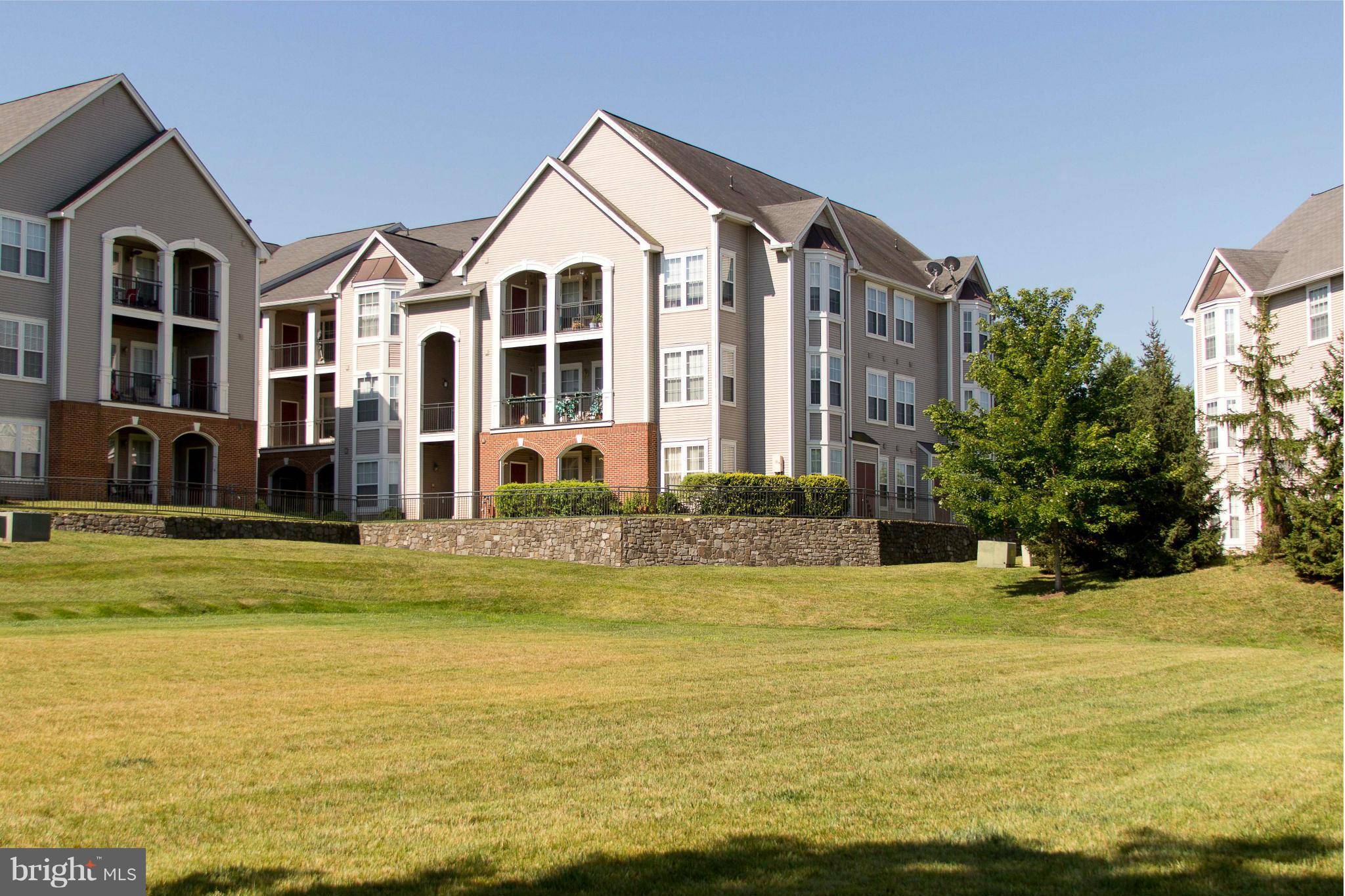 Sterling, VA 20165,46582 DRYSDALE TER #301