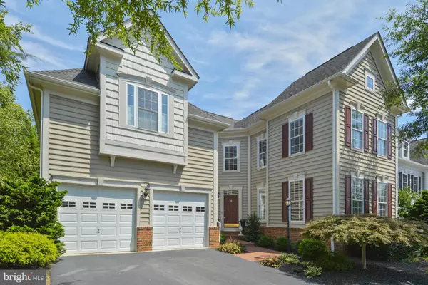 22773 HIGHCREST CIR, Ashburn, VA 20148