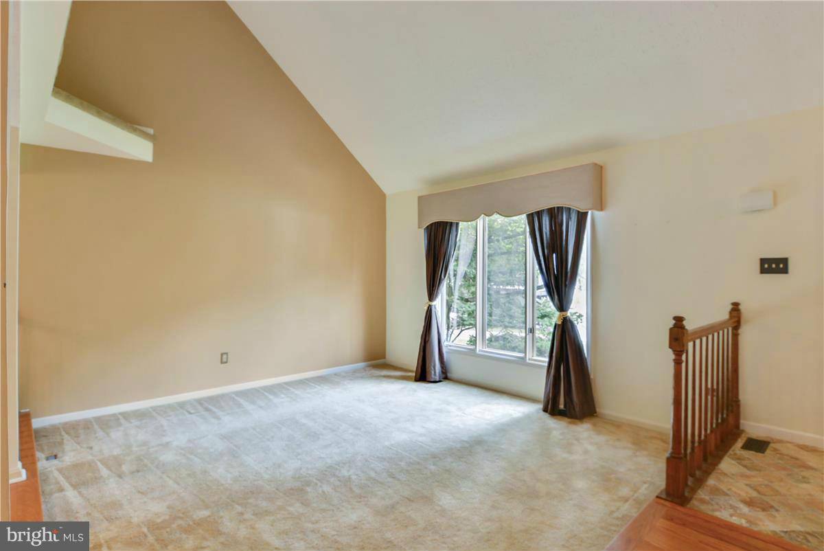 Sterling, VA 20165,7 AMERSHAM CT