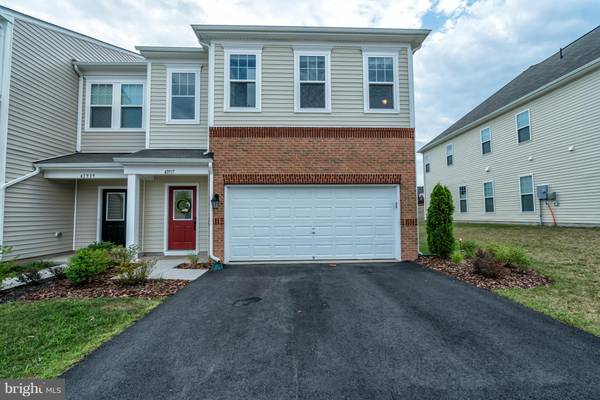 41937 CUSHENDALL TER, Aldie, VA 20105