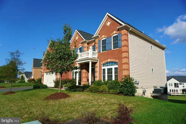 Chantilly, VA 20152,42447 PINE FOREST DR