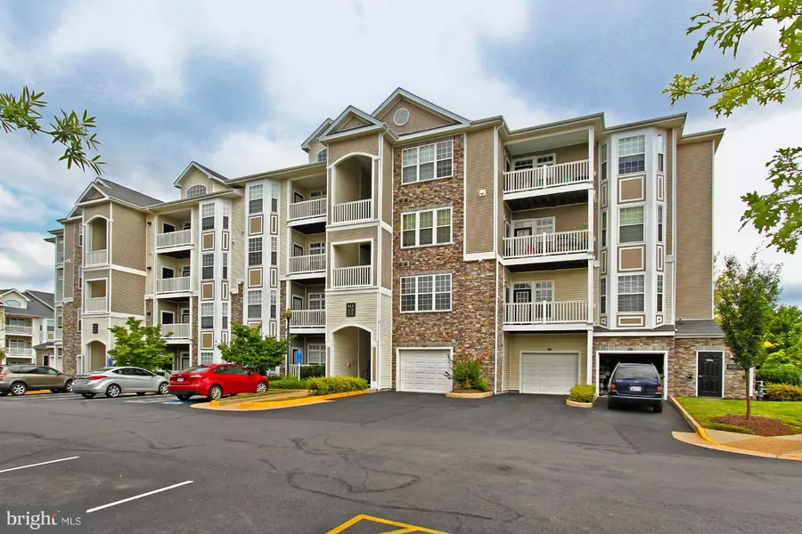 512 SUNSET VIEW TER SE #305, Leesburg, VA 20175