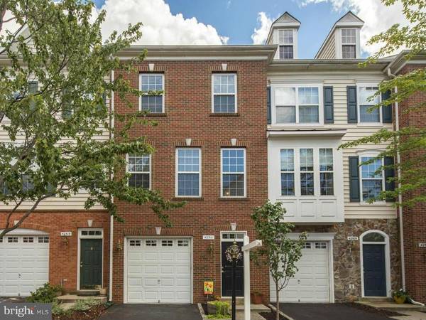 42511 MAGELLAN SQ, Ashburn, VA 20148