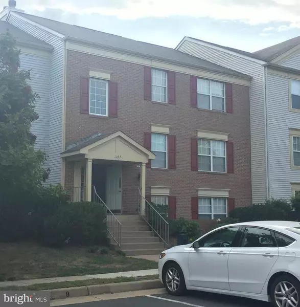 1102 HUNTMASTER TER NE #102, Leesburg, VA 20176