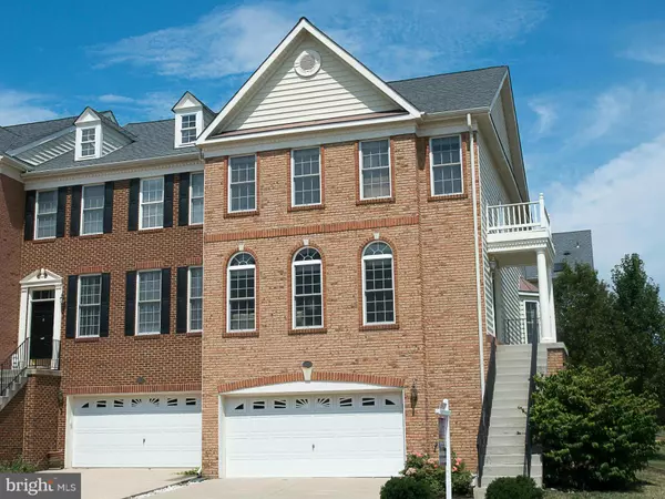 42918 OVERLY SQ, Chantilly, VA 20152