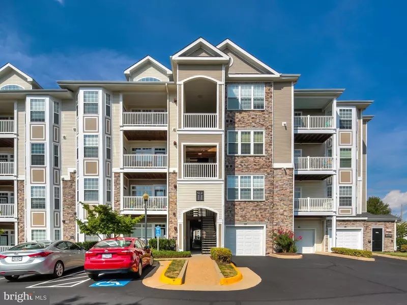 512 SUNSET VIEW TER SE #308, Leesburg, VA 20175