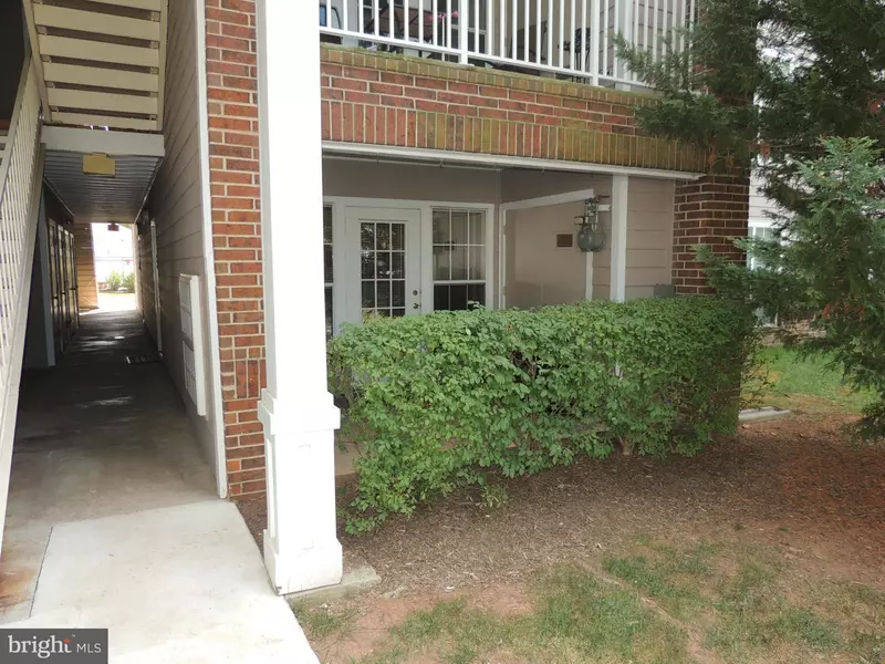 20957 TIMBER RIDGE TER #102, Ashburn, VA 20147