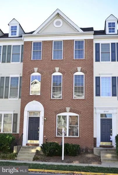 25369 SHIPLEY TER, Chantilly, VA 20152