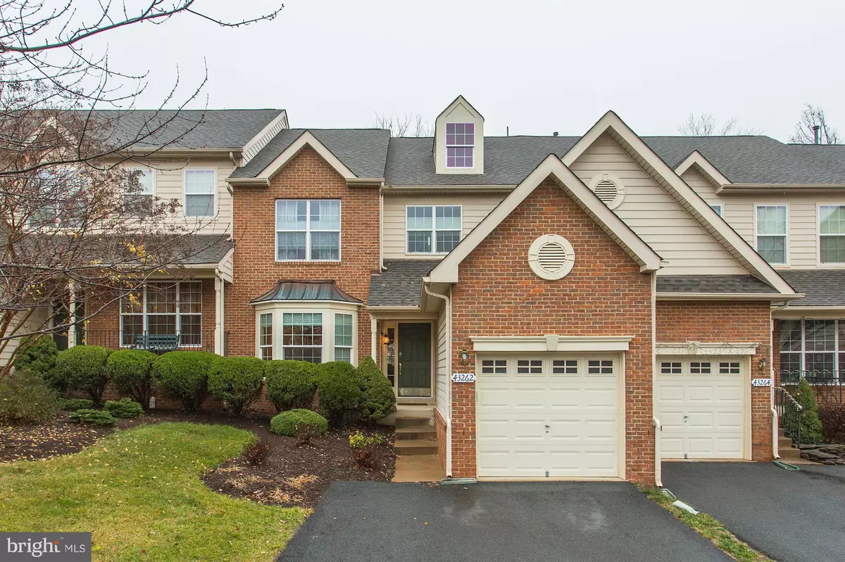 Ashburn, VA 20147,43262 SOMERSET HILLS TER