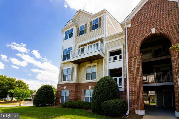 21841 BALDWIN SQ #300, Sterling, VA 20164