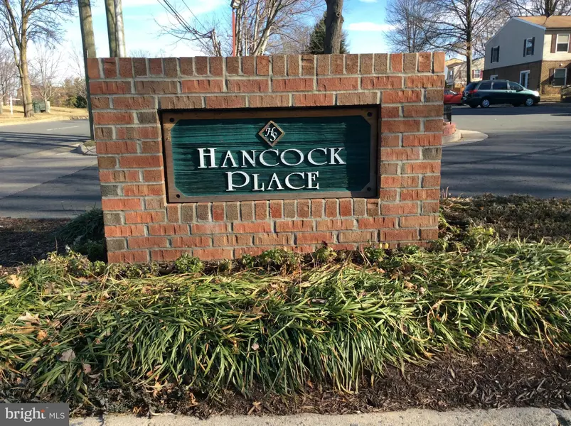 112 HANCOCK PL NE #112, Leesburg, VA 20176