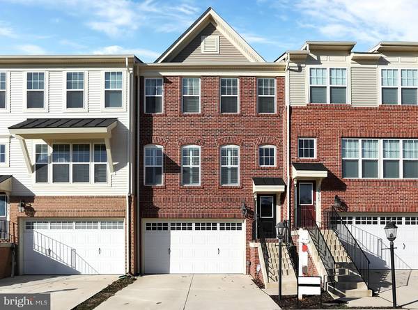 25349 WAKESTONE PARK TER, Chantilly, VA 20152