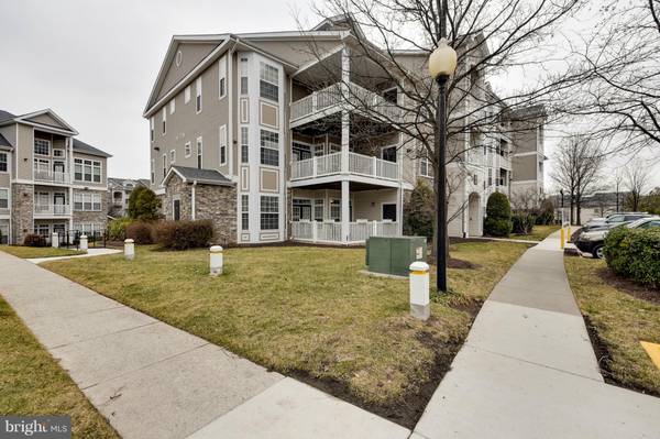 502 SUNSET VIEW TER SE #201, Leesburg, VA 20175