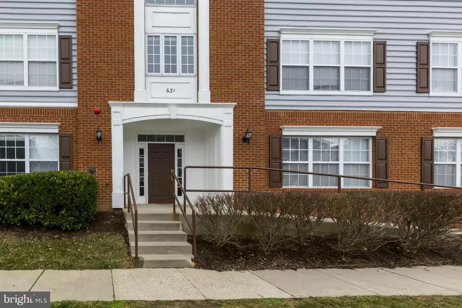 631 CONSTELLATION SQ SE #D, Leesburg, VA 20175