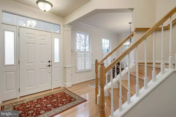 Chantilly, VA 20152,43249 STONEWALL POND ST