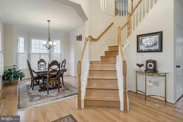 Chantilly, VA 20152,43249 STONEWALL POND ST