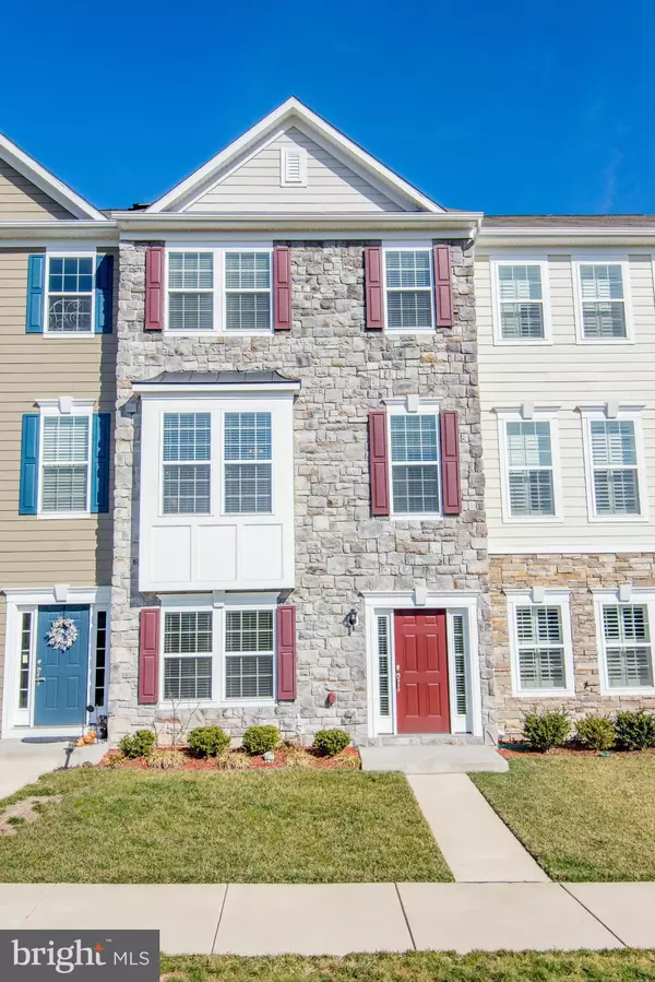 Chantilly, VA 20152,44139 SEAWOLVE SQ