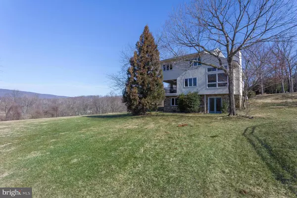 Round Hill, VA 20141,17531 MARIAH MOUNTAIN LN