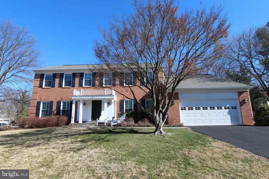 31 CHRISTOPHER LN, Sterling, VA 20165