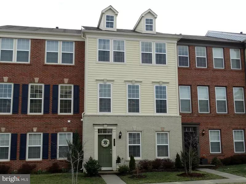 427 HEARTLEAF TER SE, Leesburg, VA 20175