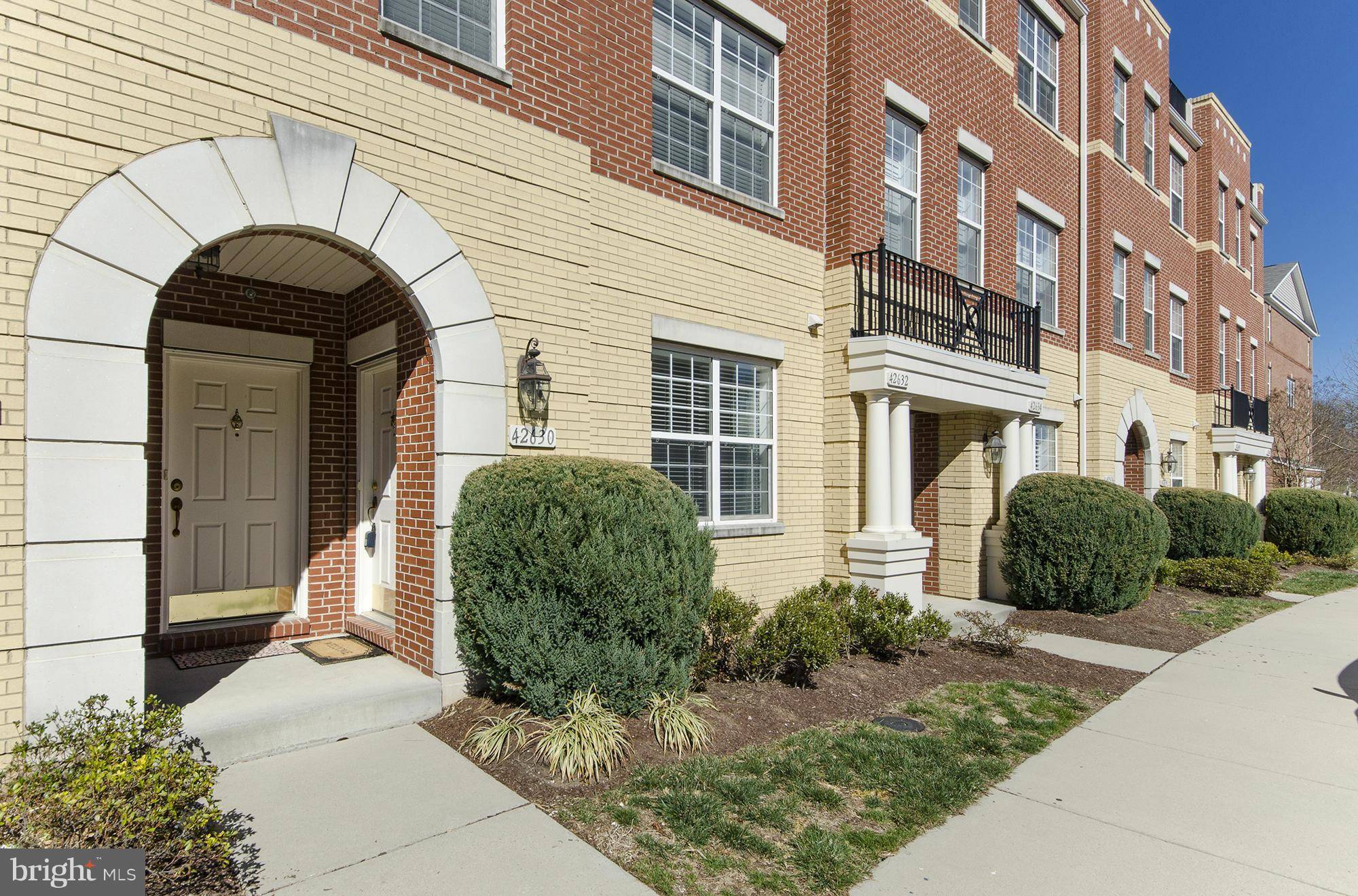 42630 HIGHGATE TER, Ashburn, VA 20148
