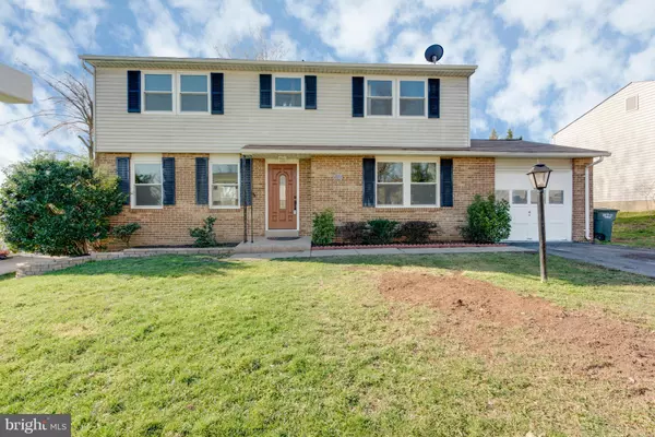 136 HARRISON RD, Sterling, VA 20164