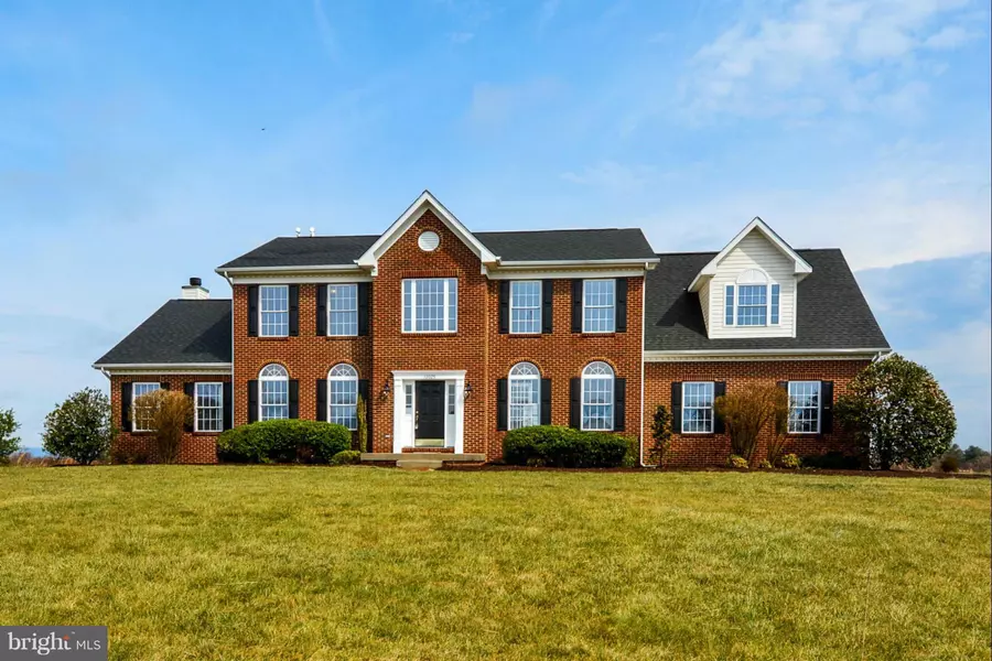 12025 LINDSEY CORNER LN, Lovettsville, VA 20180