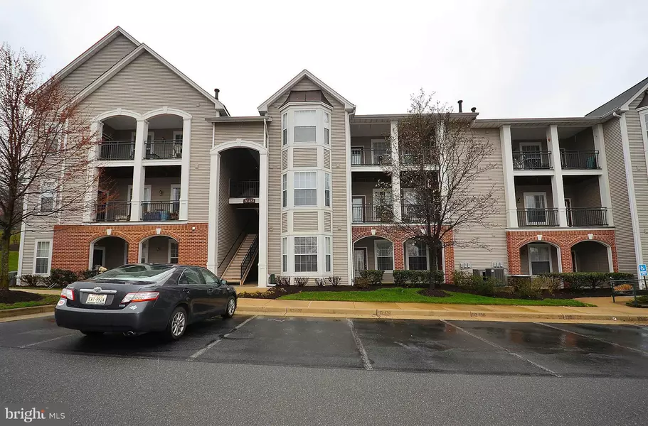 20453 CHESAPEAKE SQ #203, Sterling, VA 20165