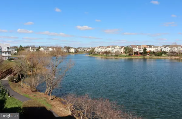 Ashburn, VA 20147,20571 SNOWSHOE SQ #302