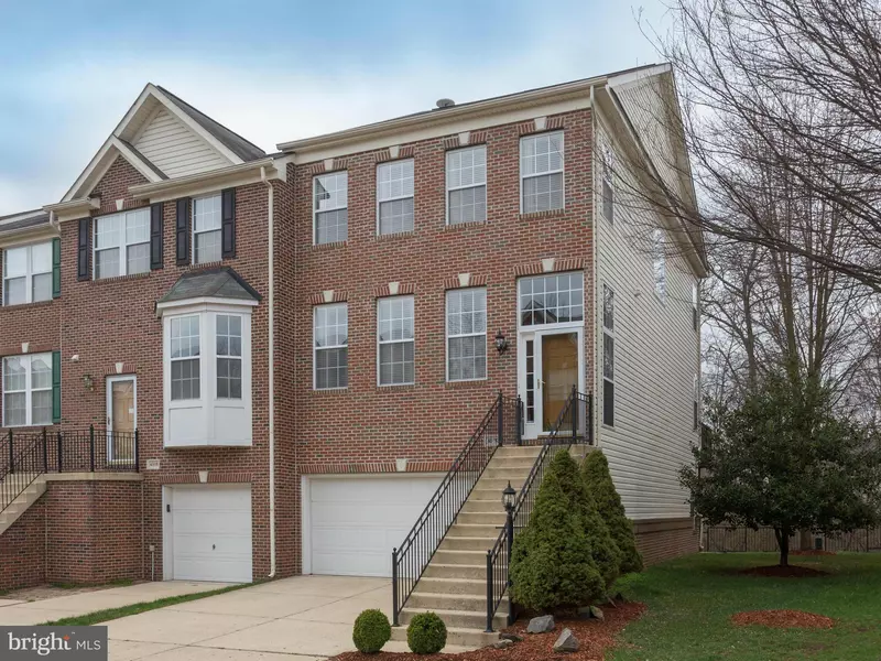 43113 FOREST EDGE SQ, Broadlands, VA 20148