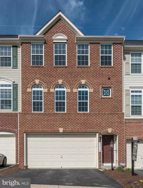 41712 CYNTHIA TER, Aldie, VA 20105