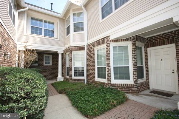 Ashburn, VA 20147,45071 BRAE TER #104